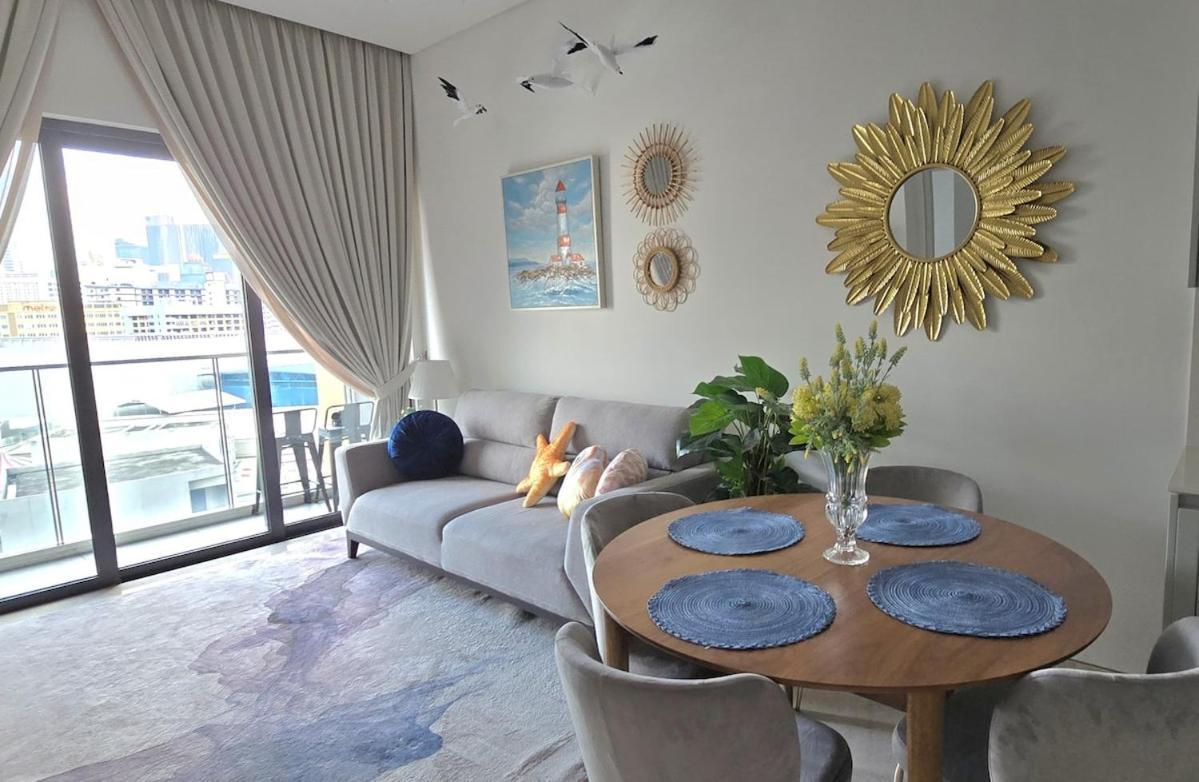 Pangsapuri Beachtime 2br With Klcc View & Infinity Pool Kuala Lumpur